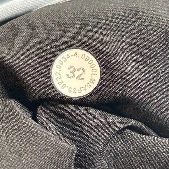 Lululemon men's light blue gray chambray color Commission Slim-Fit Pant 32 X 28 - Picture 7 of 7